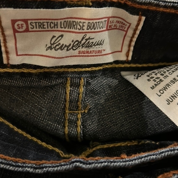Levi Strauss Signature Jeans 13L Juniors Lowrise‎ Bootcut - Slim Fit - NWT - Picture 6 of 7